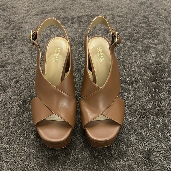 MICHAEL KORS LEATHER SANDAL HEELS - Picture 1 of 6
